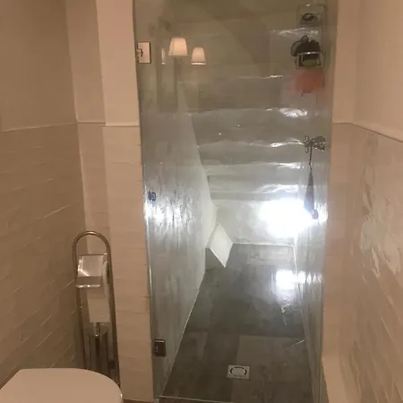 Bottega 11-2 3* Burchio