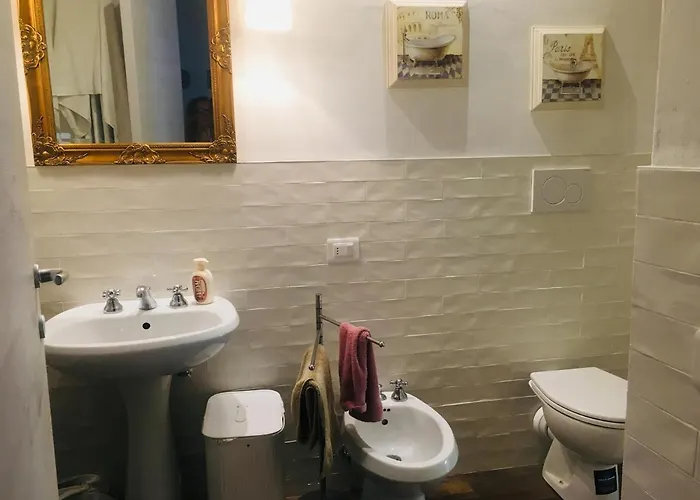 Bottega 11-2 Bed & Breakfast 3*